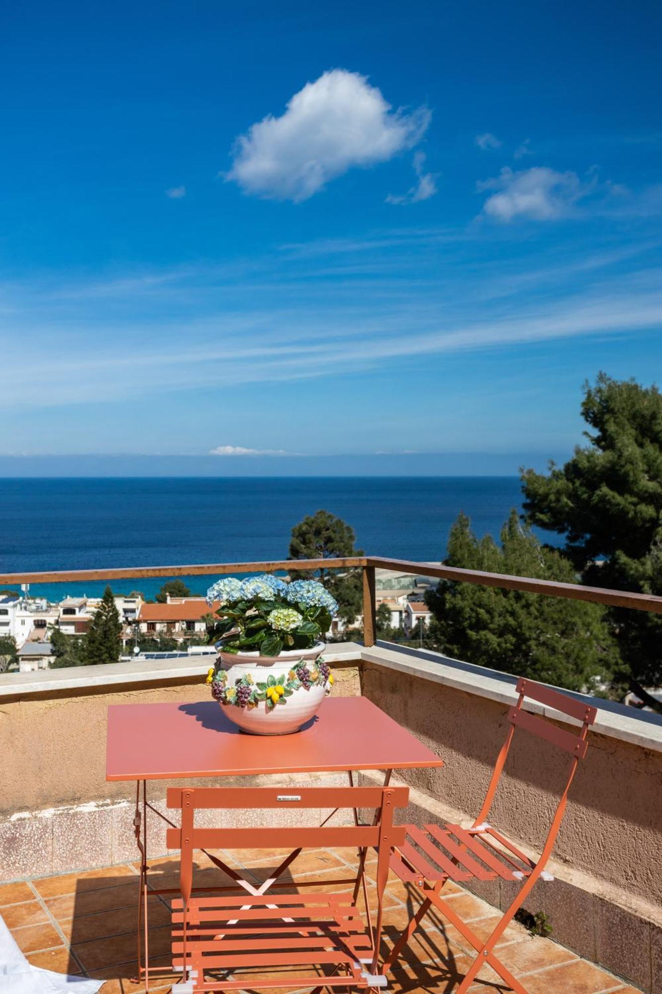 Villa Nel Verde Sul Mare, Mondello, Palermo Ngoại thất bức ảnh