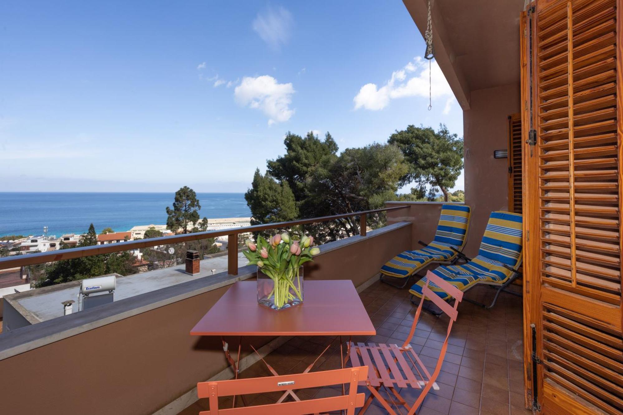 Villa Nel Verde Sul Mare, Mondello, Palermo Ngoại thất bức ảnh