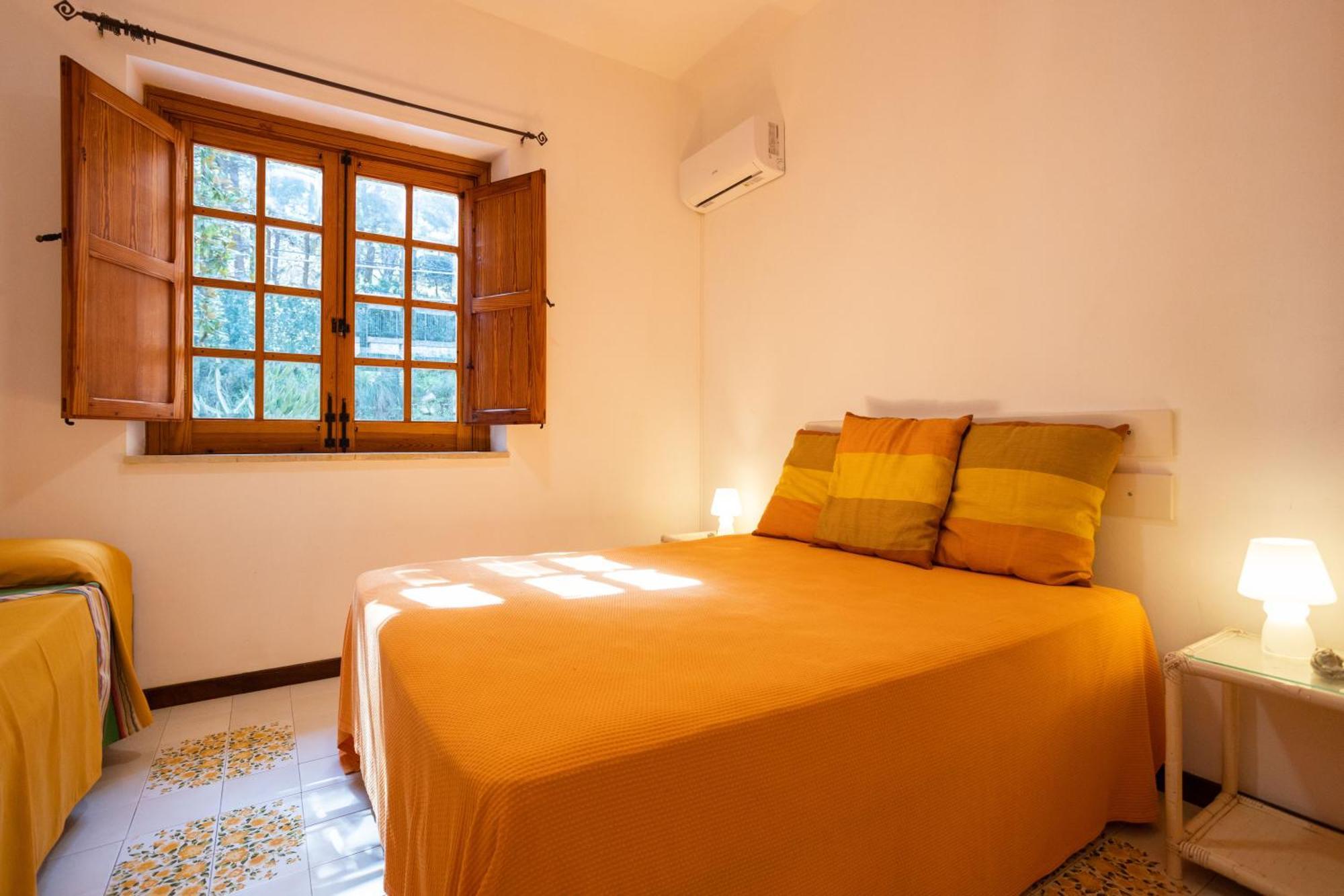 Villa Nel Verde Sul Mare, Mondello, Palermo Ngoại thất bức ảnh